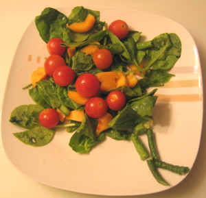 cherry tomato and spinach salad